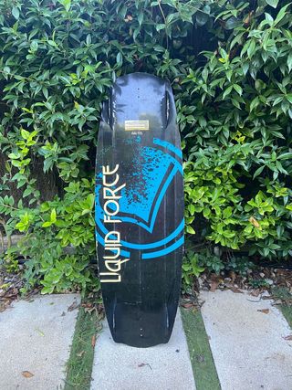 Tabla Wakeboard Liquid Force.