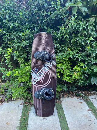 Tabla Wakeboard Liquid Force.