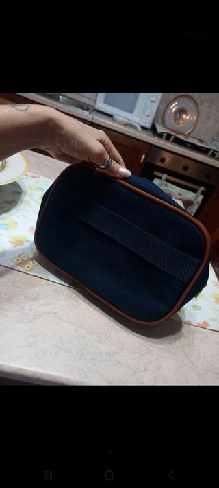 Beauty case uomo blu e marrone