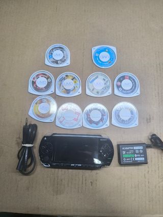 PSP Sony negra + 10 juegos