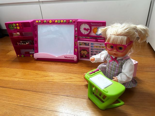 Nenuco Profesora: Muñeca + Pizarra