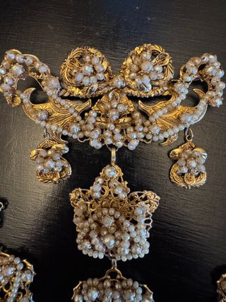 Aderezo fallera adulto: beige y dorado