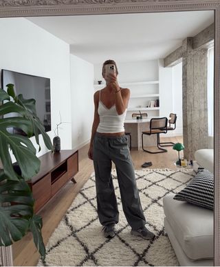 pantalón parachute de Zara