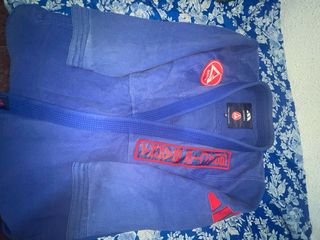 NEGOCIABLE Kimono Jiu Jitsu Gracie Barra Azul
