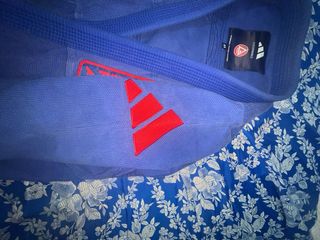 NEGOCIABLE Kimono Jiu Jitsu Gracie Barra Azul