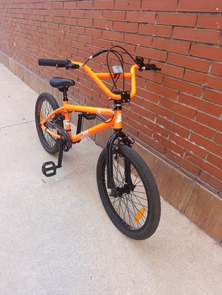 Bicicleta BMX 