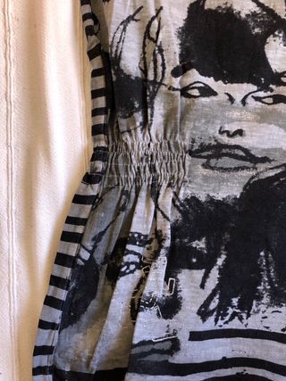 Camiseta Adolfo Domínguez - Gris y Negro