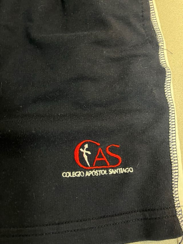 uniforme Colegio CAS T12
Falda y pantalón deporte
