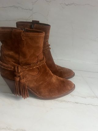 Botin ante mujer camel 