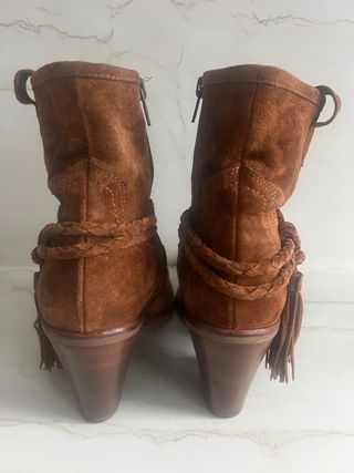 Botin ante mujer camel 