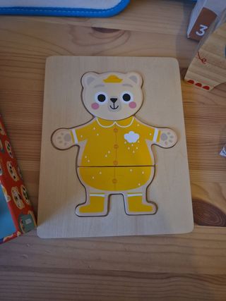Juegos Montessori: Libro, puzzle, equilibrio