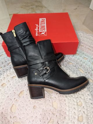 Botas Pikolinos mujer negras