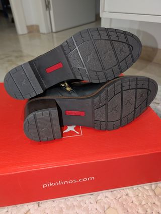 Botas Pikolinos mujer negras