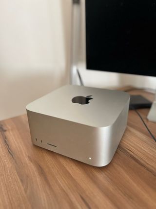 Mac Studio M2 MAX Apple