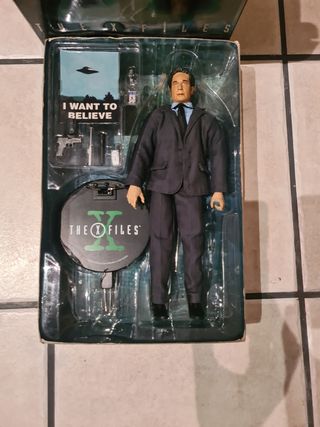 Sideshow Figura Fox Mulder Expediente X