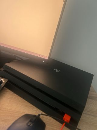 PS4 Pro (PlayStation 4 Pro) negra