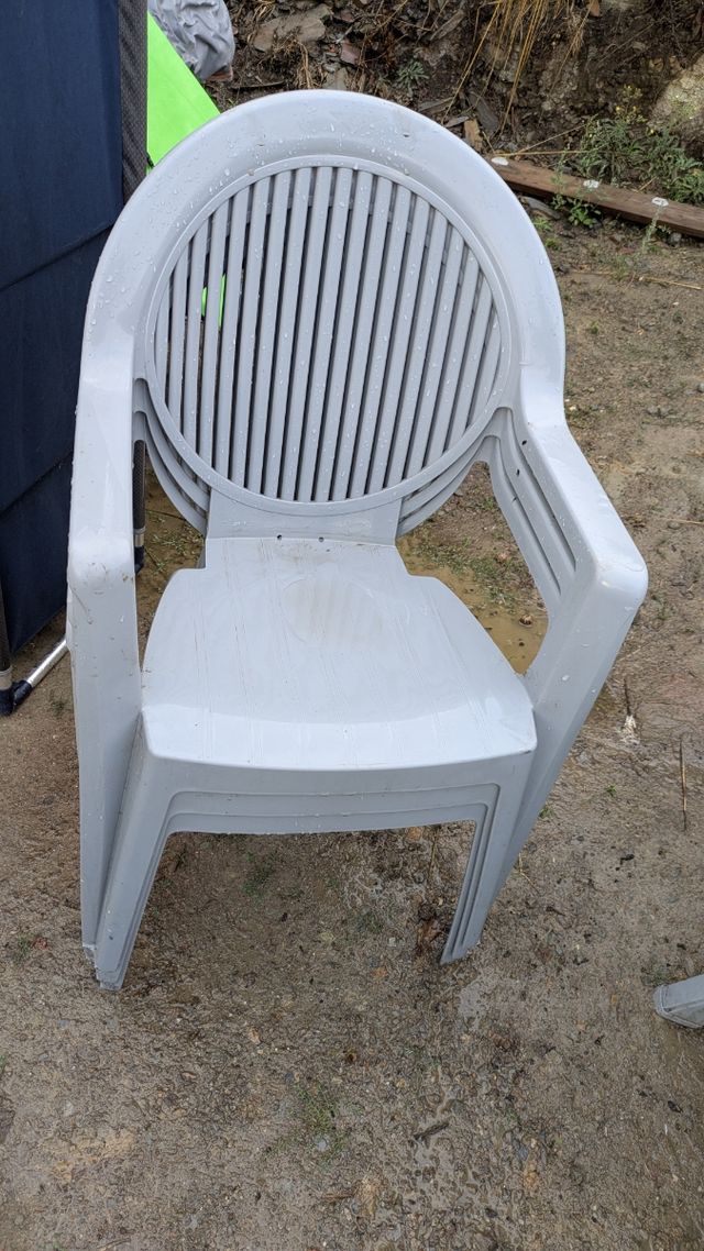 Tavolo da giardino grigio - plastica