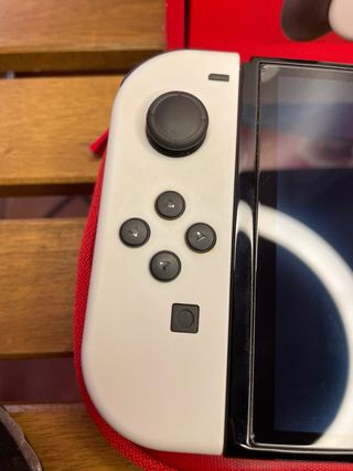Nintendo Switch OLED bianco