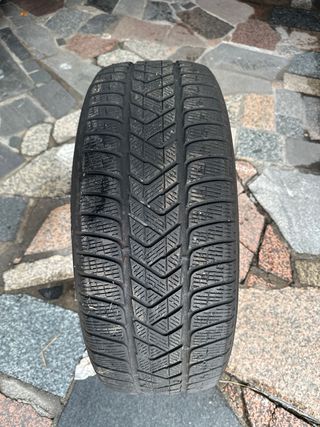 4 Neumáticos 235/60R18  35€ cada uno