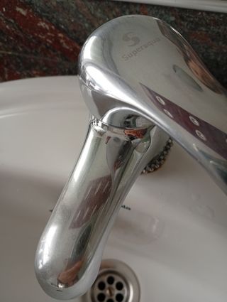 Mueble baño con lavabo