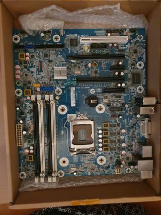 Placa base HP Z230 -  socket 1150 
