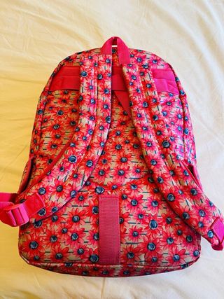 Mochila escolar Benetton estampada