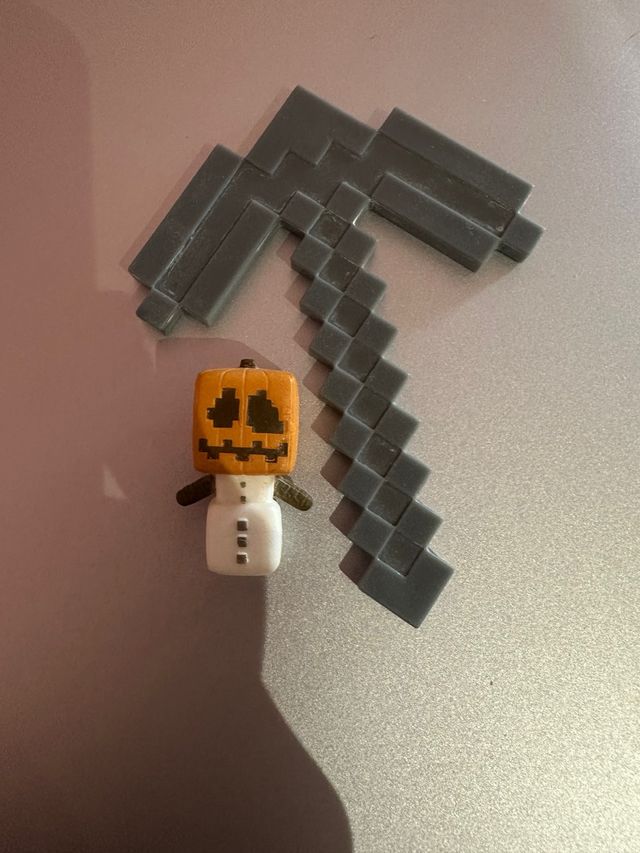 Golem y pico Minecraft: Para coleccionistas