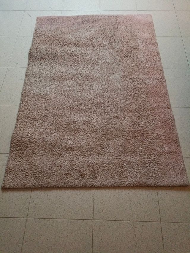 Alfombra rosa suave - Dormitorio infantil