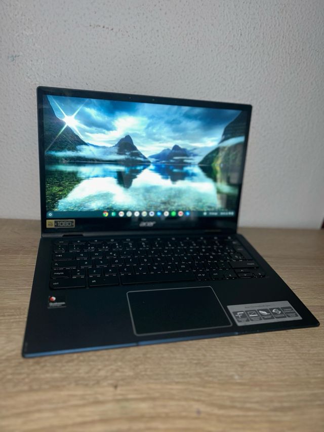 Portátil Acer Chromebook + Alfombrilla
