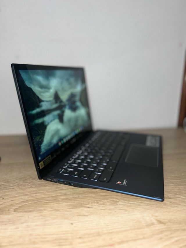Portátil Acer Chromebook + Alfombrilla