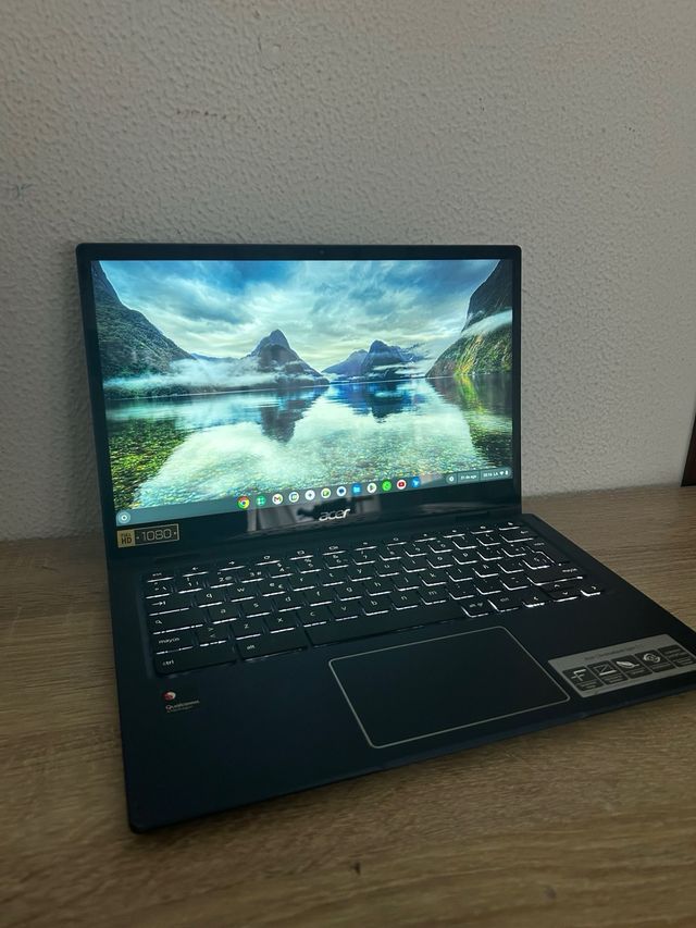 Portátil Acer Chromebook + Alfombrilla
