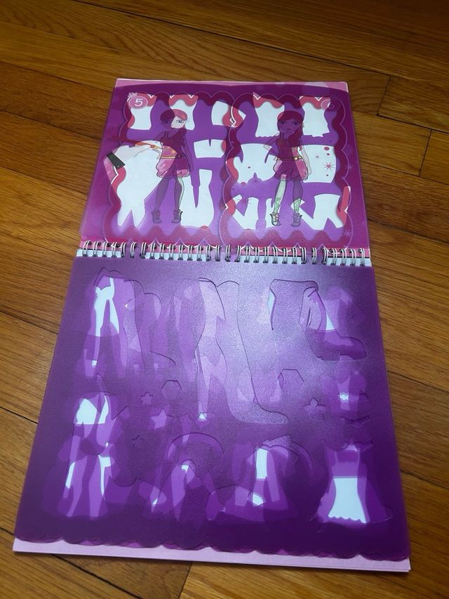 Libro de plantillas de dibujo: Diseño de moda