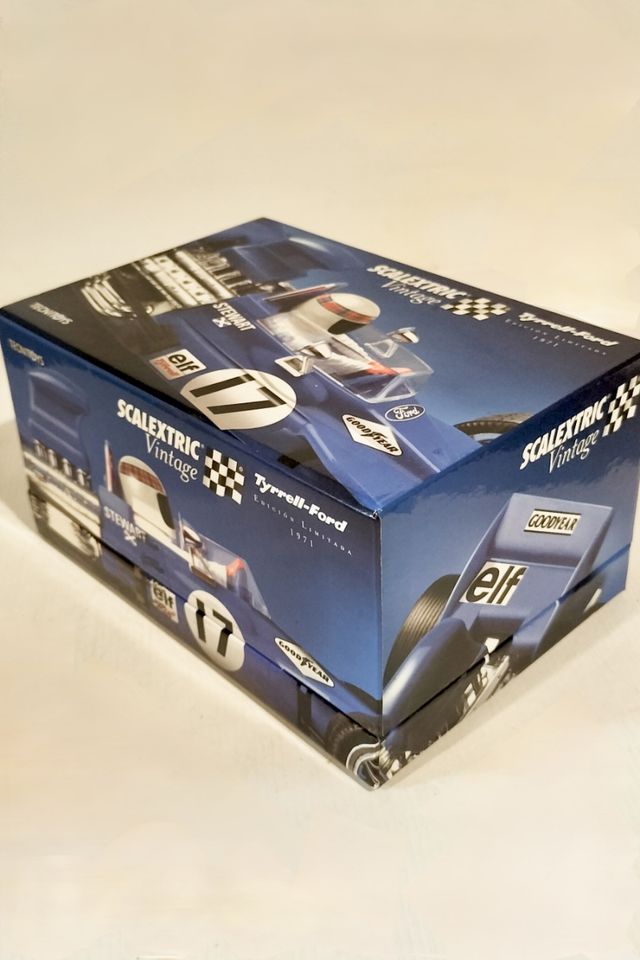 Scalextric Tyrrell-Ford 001 F1 Jackie Stewart