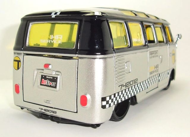 VOLKSWAGEN SAMBA TAXI CUSTOM MAISTO ESCALA 1:25