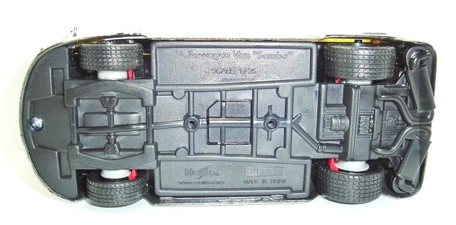 VOLKSWAGEN SAMBA TAXI CUSTOM MAISTO ESCALA 1:25