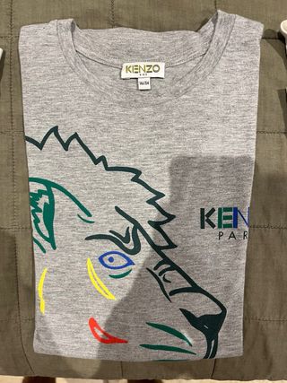 Lote de 6 camisetas de manga larga.