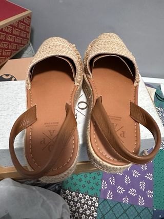 Sandalias Popa plataforma beige