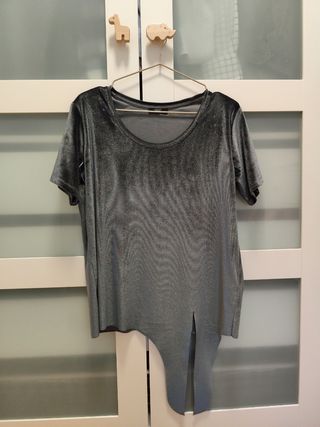 Camiseta terciopelo gris Parfois