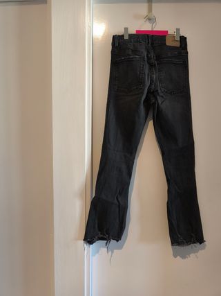 Vaqueros Zara negros rotos