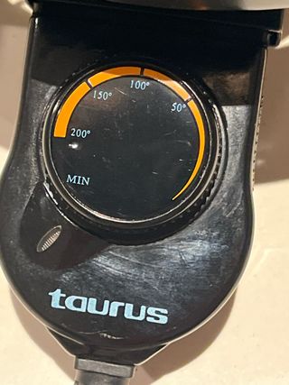 Plancha eléctrica Taurus