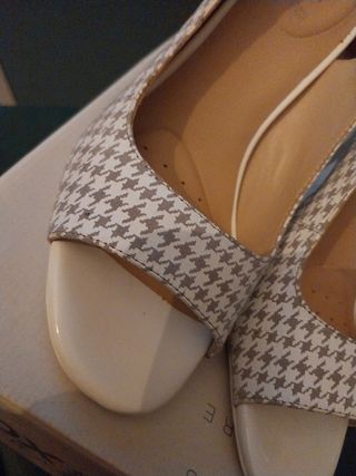 Sandali Geox beige/bianco