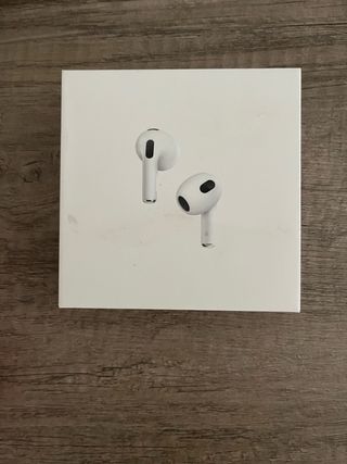 Apple AirPods 3 