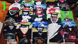 Lote enorme y muy completo de hockey sobre patines