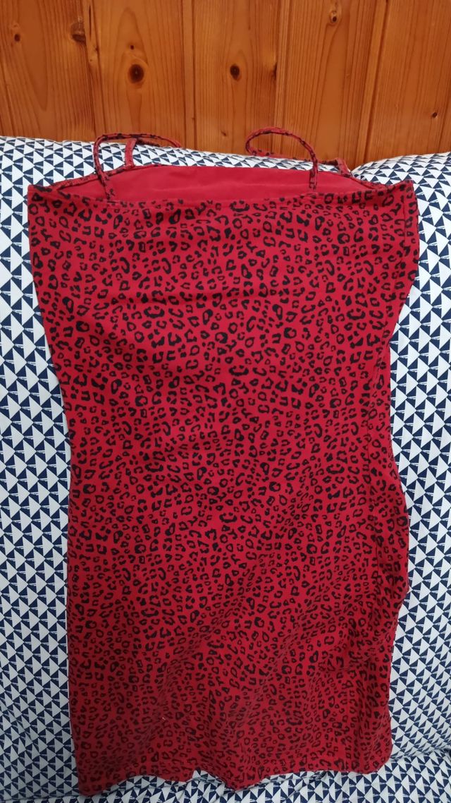 Vestido rojo estampado leopardo