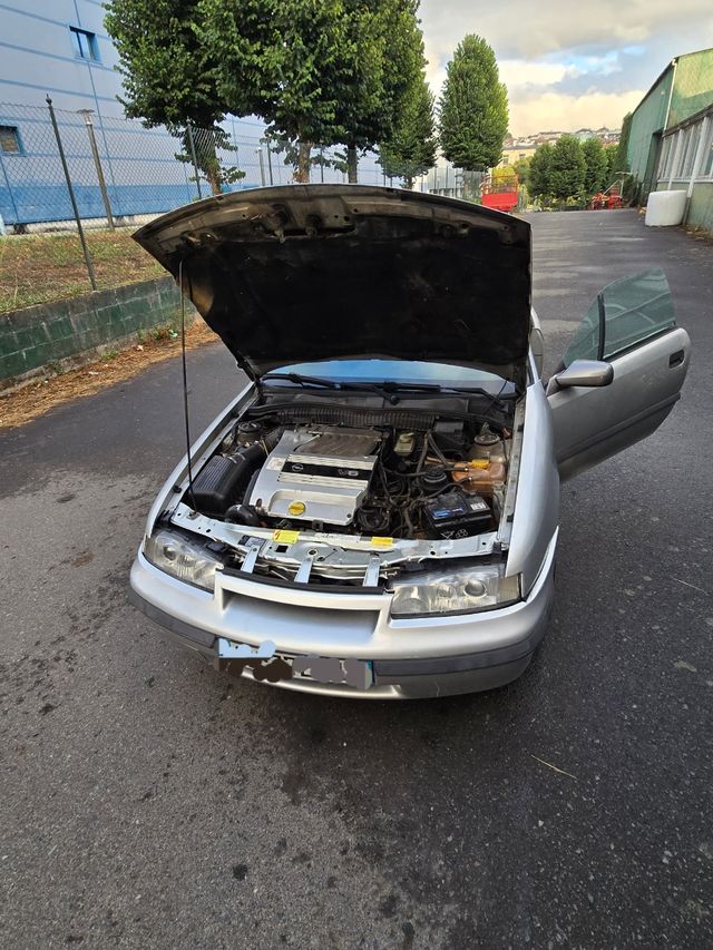 Despiece Opel Calibra V6 automático