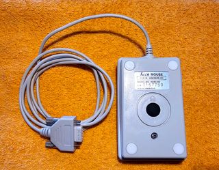 Mouse Keen 9 Pin Vintage