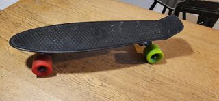 Skateboard Hawaii edicion limitada - poco usado.