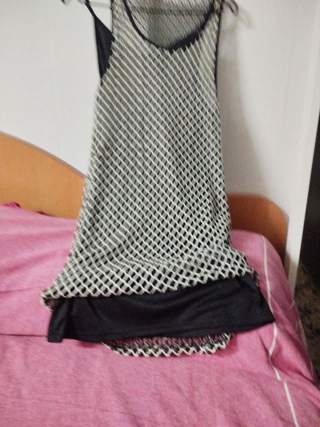 Abito in filato dorato e nero