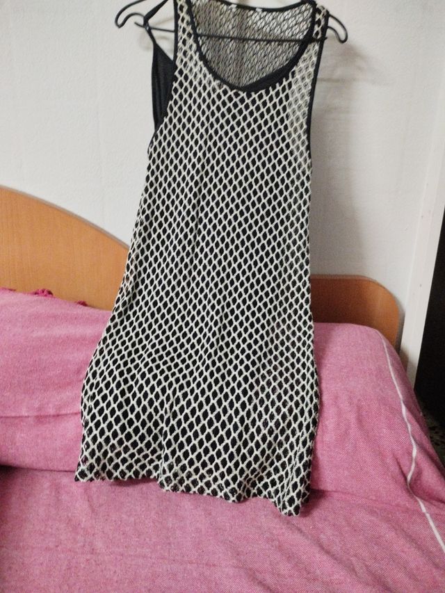 Abito in filato dorato e nero