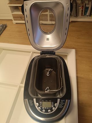 Panificadora SilverCrest 850W